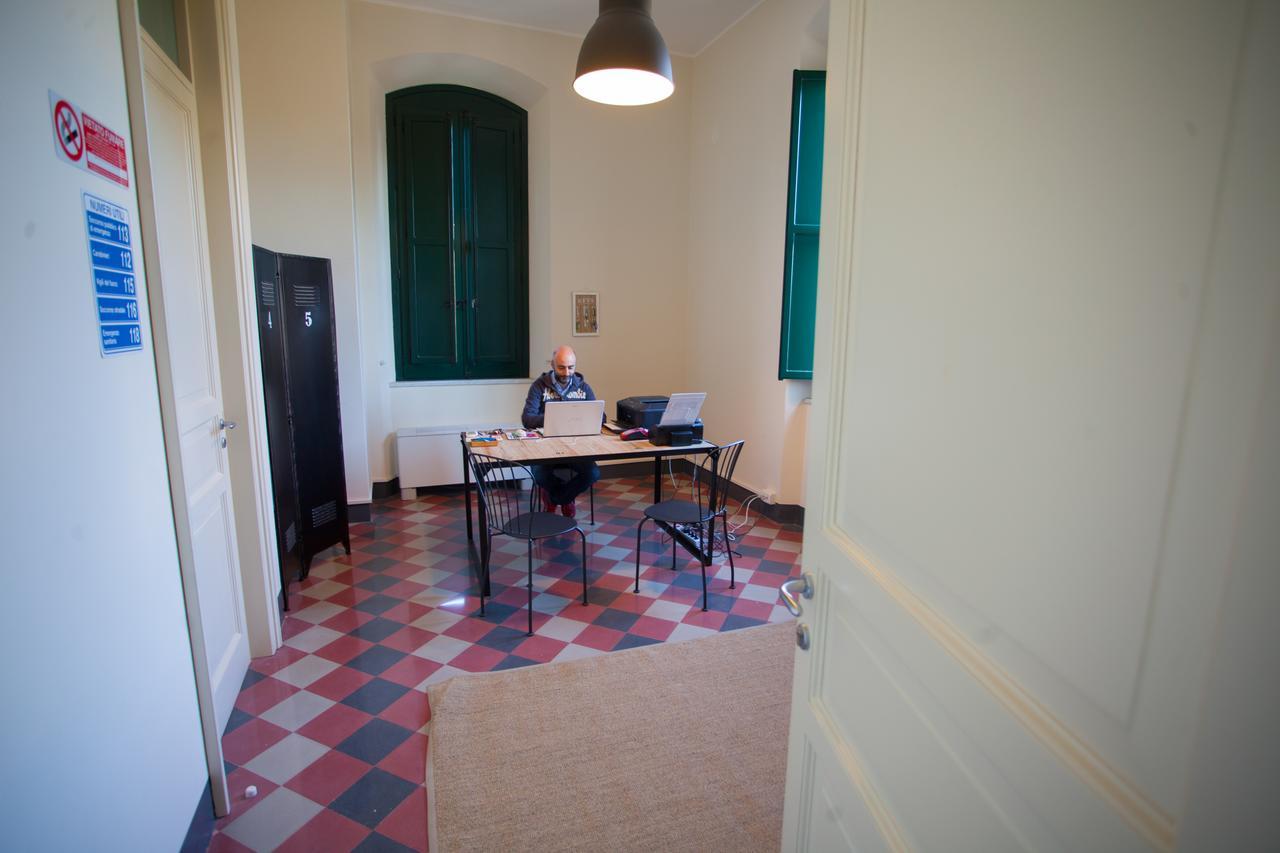 Le Stanze Del Capotreno Bed and Breakfast Μπαγκερία Εξωτερικό φωτογραφία