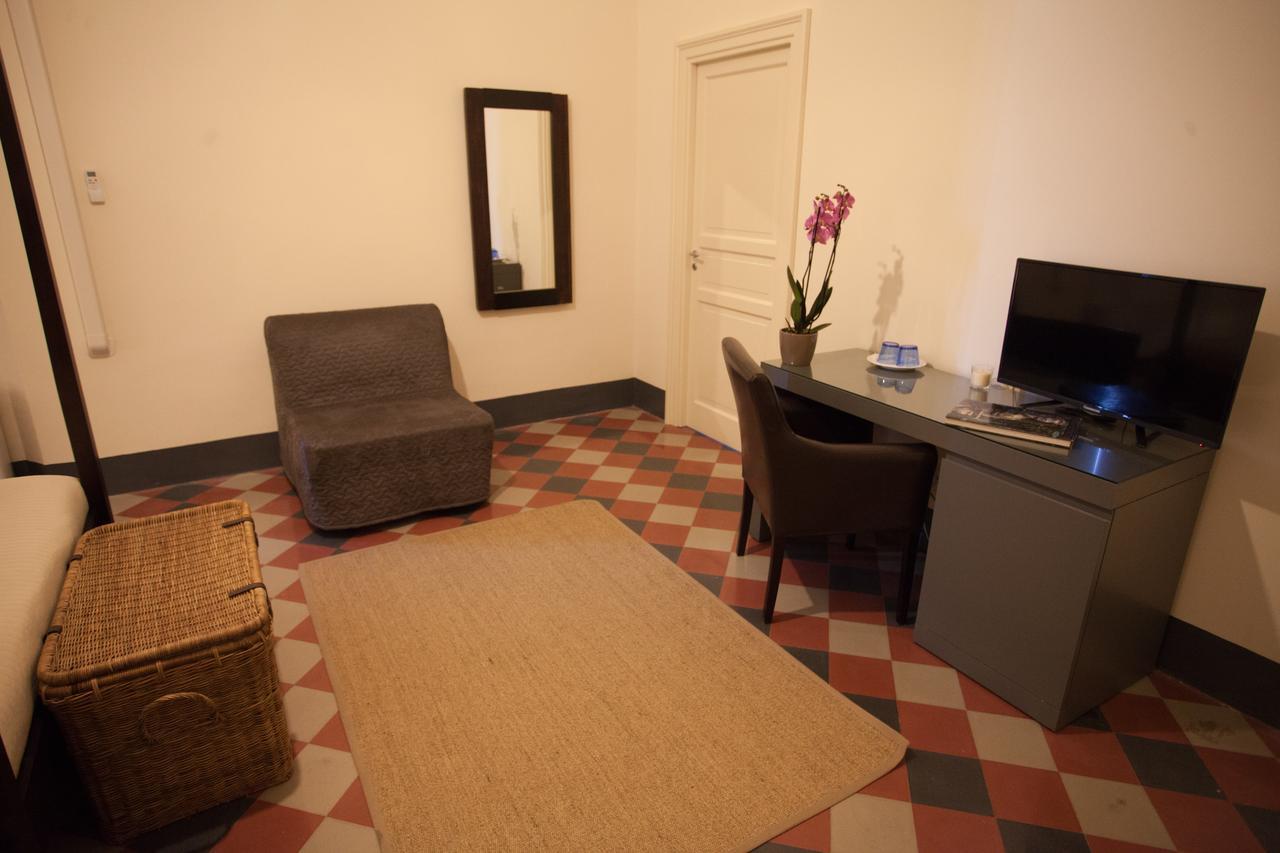 Le Stanze Del Capotreno Bed and Breakfast Μπαγκερία Εξωτερικό φωτογραφία