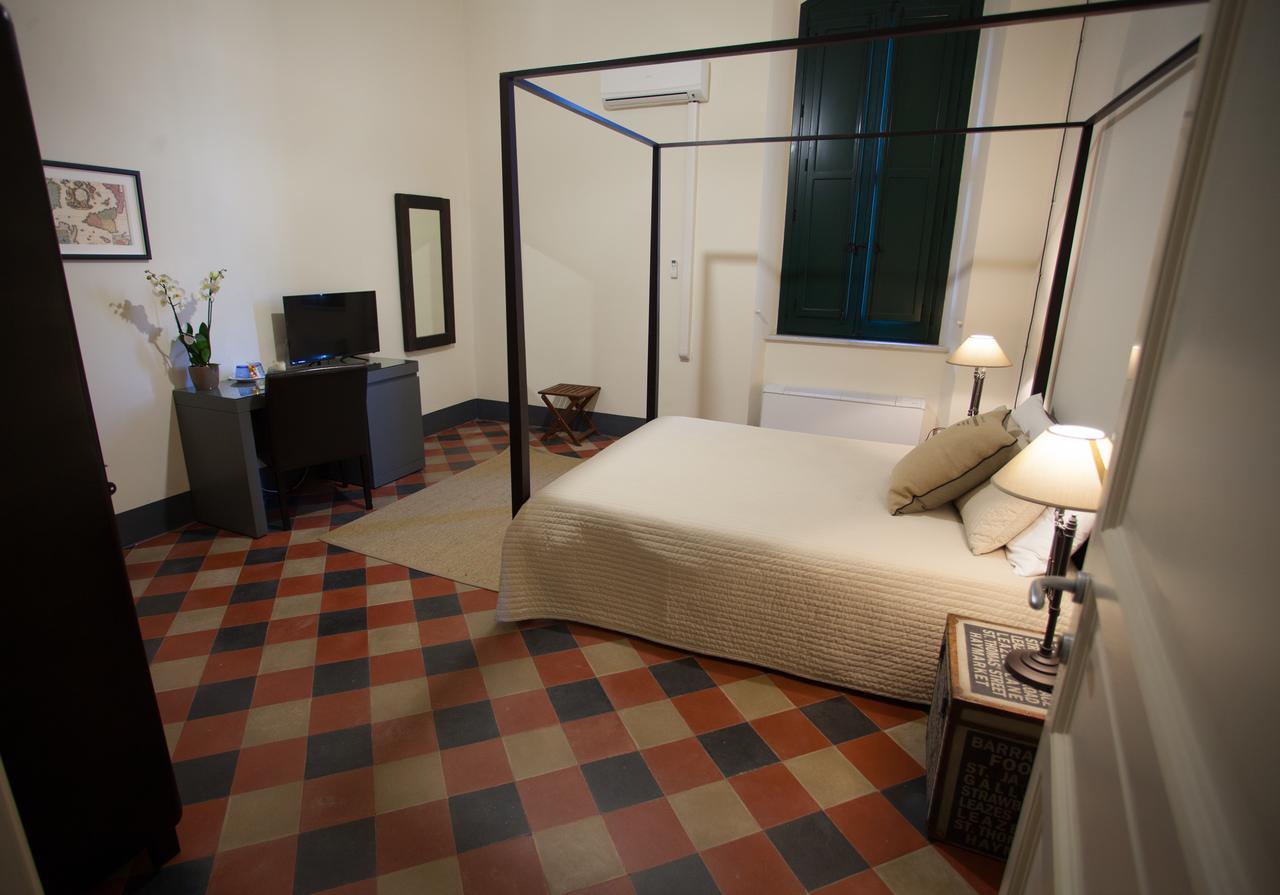 Le Stanze Del Capotreno Bed and Breakfast Μπαγκερία Εξωτερικό φωτογραφία