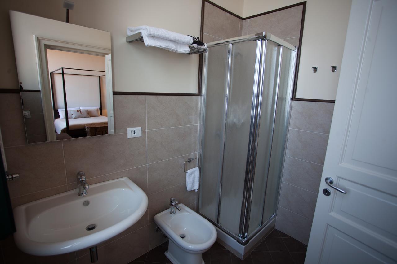 Le Stanze Del Capotreno Bed and Breakfast Μπαγκερία Εξωτερικό φωτογραφία