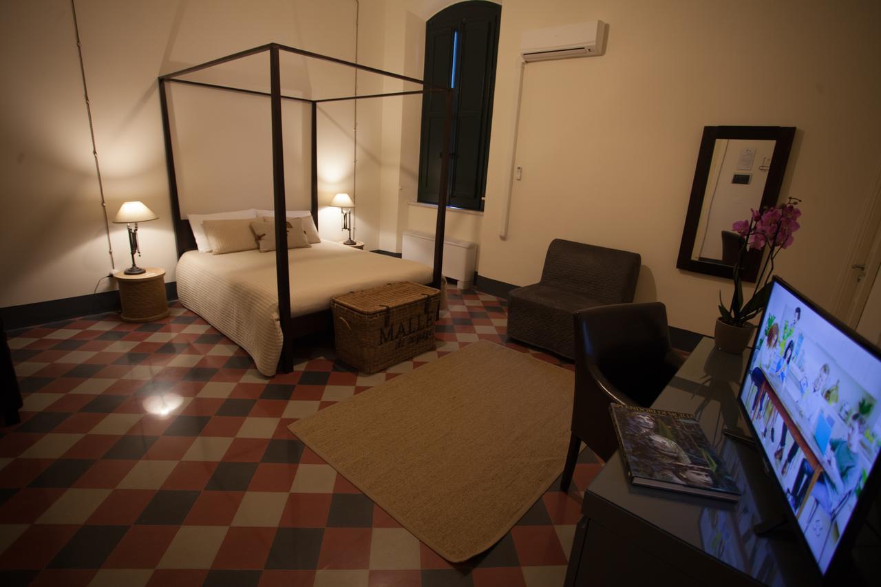 Le Stanze Del Capotreno Bed and Breakfast Μπαγκερία Εξωτερικό φωτογραφία